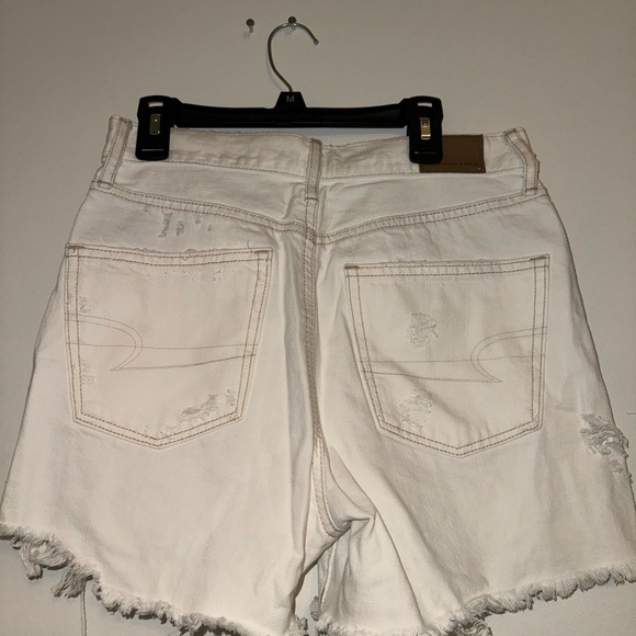 White American Eagle shorts. - Picture 2 of 3